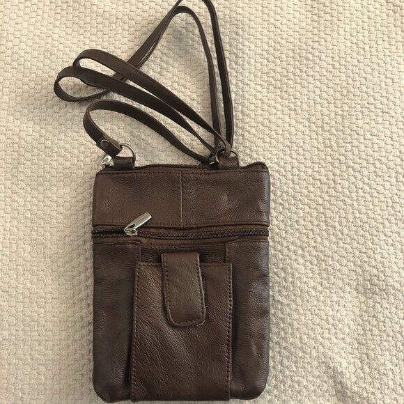 Small Brown Genuine Leather Shoulder Bag - Brand New with Tags! - Picture 2 of 6